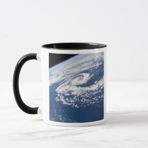 Mug Un cyclone subtropical