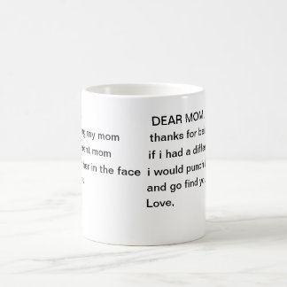 Mug Un drôle de punch face à la fête des mères