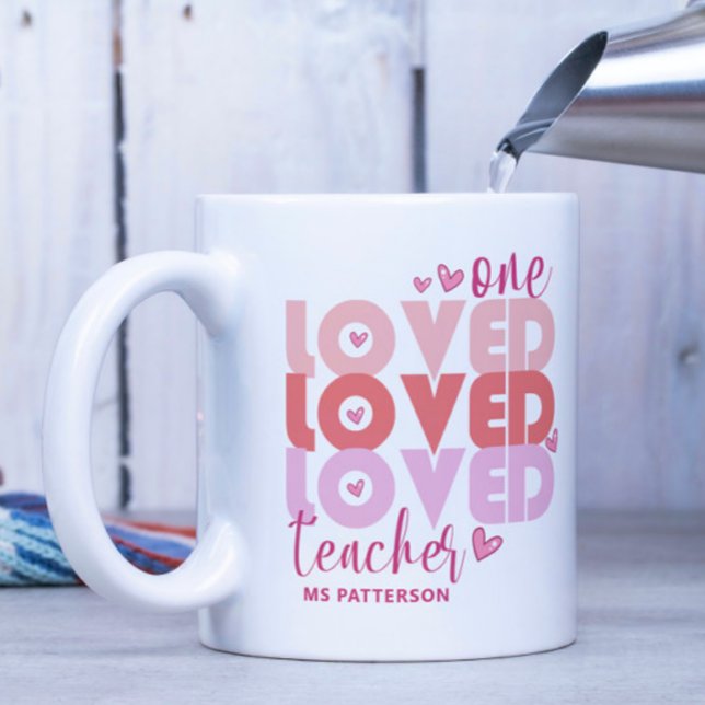 Mug Un enseignant d'amour rose moderne Nom personnalis (Créateur téléchargé)