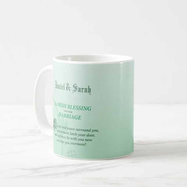 Mug Un Mariage irlandais qui félicite (Devant gauche)