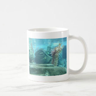 Mug Un monde sous-marin - conception de statue en pier