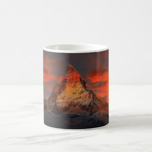 Mug Un paysage de ciel rouge à cornes de matelas éto