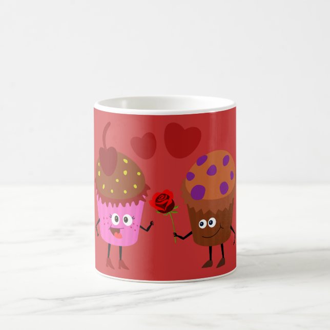 Mug un petit pain de goujon donnant une fleur à un (Centre)