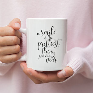 Mug Un sourire est la chose la plus jolie que l'on pui