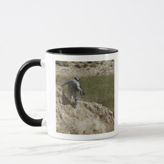 Mug Un spécialiste descend (Gauche)