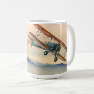 Mug Un Stearman BiPlane Vintage qui s'envole dans le p