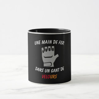 Mug Une main de fer dans un gant de velours (vélo urs)