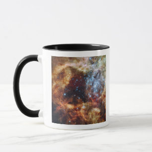 Mug Une pépinière stellaire connue sous le nom de R136