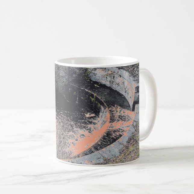 Mug Une piscine orange à Welshpool (Devant droit)