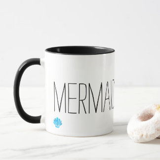 Mug Une sirène au coeur avec une coquille bleue