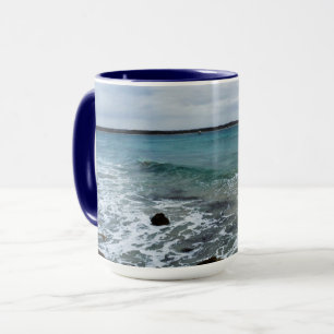 Mug Vagues Et Bateaux De Pêche Sur L'Océan,