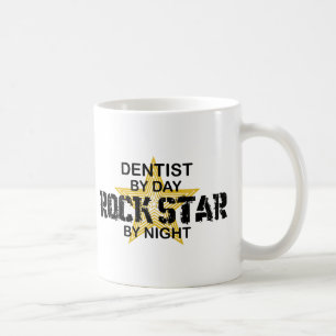 Mug Vedette du rock de dentiste par nuit