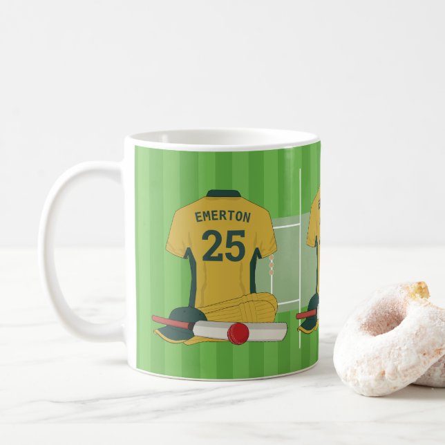 Mug Ventilateur/joueur de cricket (or et vert) (Avec donut)