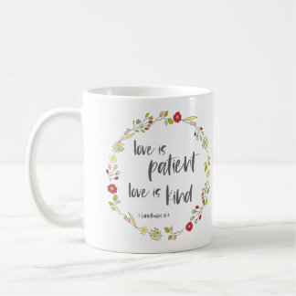 Mug Verset biblique : L'amour est patient, l'amour est