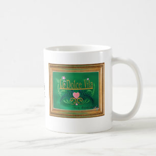 Mug Vert de Dolce Vita de La avec le coeur rose dans