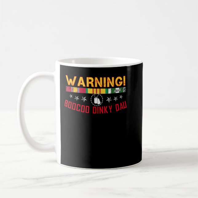 Mug Vietnam Vétérinaire Chemise Boocoo Dinky Dau Tee (Gauche)