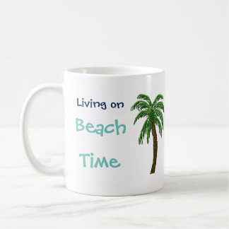 Mug Vivre sur la plage Palm Tree Musique de texte pers