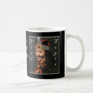 Mug Vlad Tepes avec le nom dans l'additionneur noir