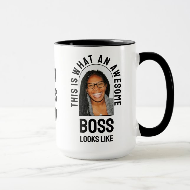 MUG VOICI À QUOI RESSEMBLE UN BEAU BOSS (Droite)