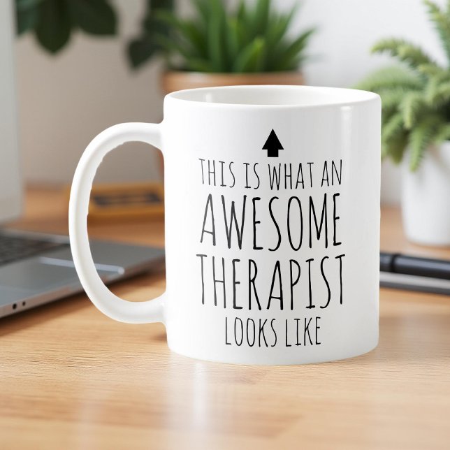 Mug Voici à quoi ressemble un thérapeute génial (Créateur téléchargé)