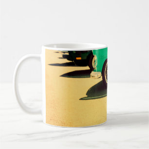 Mug Voitures classiques garées dans une voiture à rame