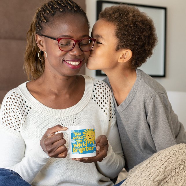 Mug Vous Rendre Le Monde Plus Brillant (Thank someone special with this cute, "You make the world brighter" sun mug! )