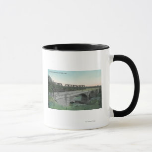 Mug Vue aérienne de crique BridgeWinters, CA de Putah