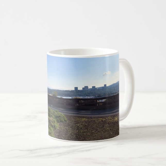 Mug Vue de Castaways Park, Newport Beach, CA (Devant droit)