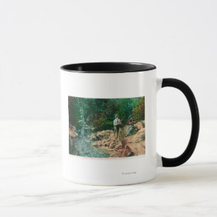 Mug Vue de crique de coyote chez Gilroy Hot Springs
