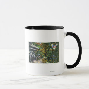 Mug Vue de promenade de flirt de la roche de baiser