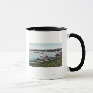 Mug Vue des bateaux dans le DockSt. Michael, AK