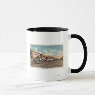 Mug Vue des bateaux de pêche sur la jetée municipale