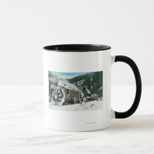 Mug Vue d'un souffle de neige du Rotary dans les monta