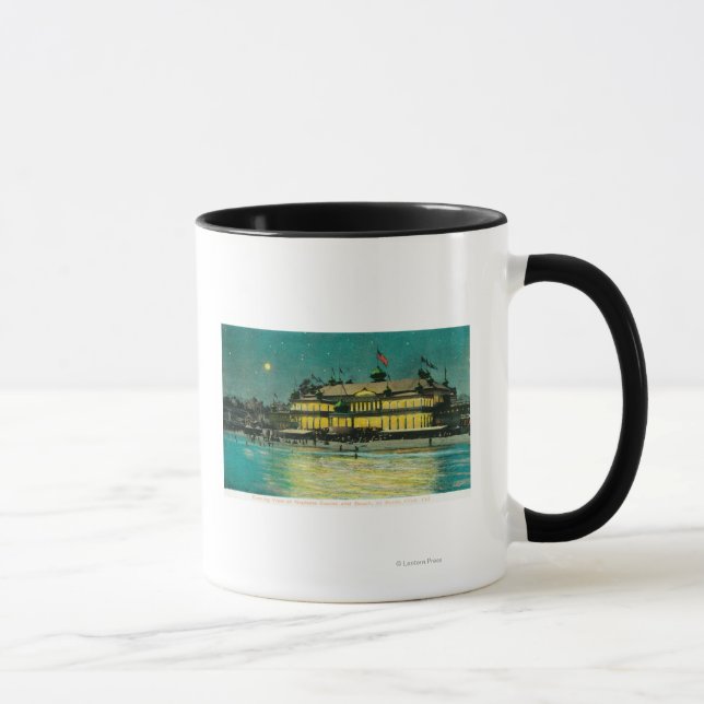 Mug Vue nocturne extérieure du Neptune Casino & (Droite)