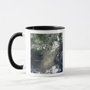 Mug Vue satellite des stries et rubans d'huile