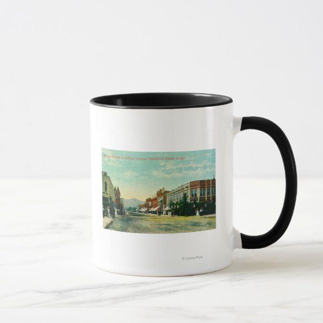Mug Vue sud de la Sixième Rue depuis le chemin de fer (Droite)