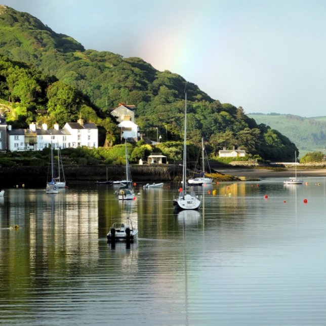 MUG VUES DES ALLES (A beautiful landscape from Aberdyfi harbour in Wales.)