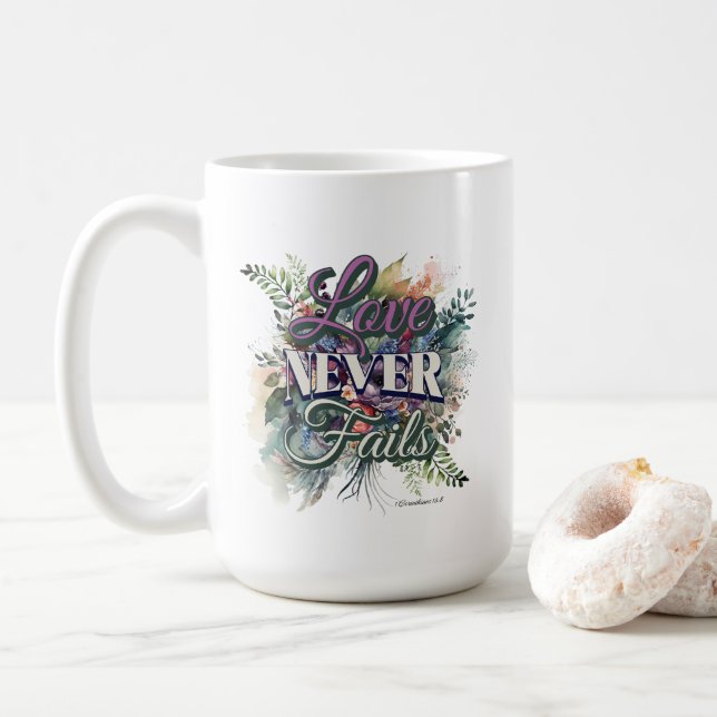 Mug Watercolor Floral Love Never Fails Scripture (Avec donut)