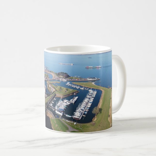 Mug Willemstad Pays-Bas vue aérienne par drone. (Devant droit)
