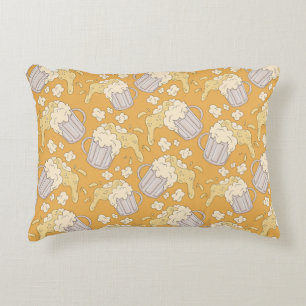Mug with beer cartoon seamless pattern. Alcohol dr Accent Pillow