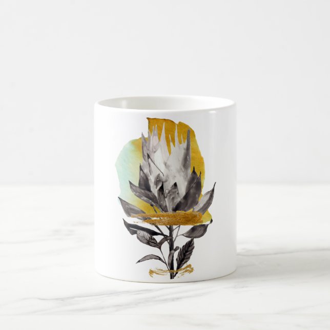 Mug with  protea flower with gold  (Center)