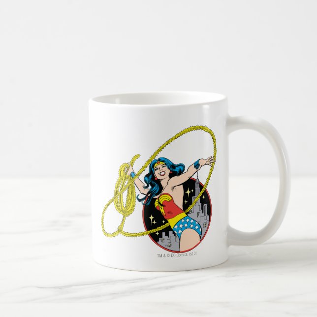 Mug Wonder Woman avec l'Arrière - plan de la ville (Droite)