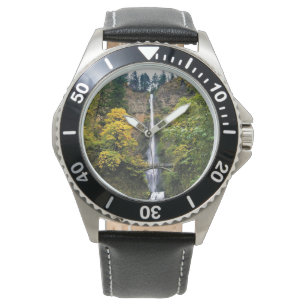 Multnomah Falls, Columbia River Gorge, Oregon Watch
