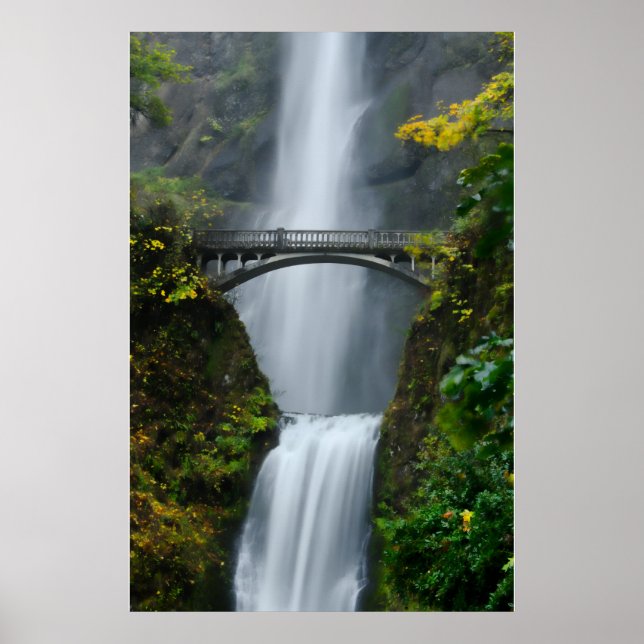 Multnomah Falls in Fall Poster (Front)
