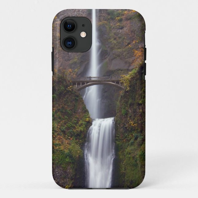 Multnomah Falls in late Autumn Case-Mate iPhone Case (Back)