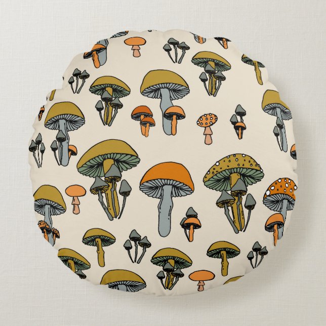 Mushrooms vintage pattern round pillow (Front)