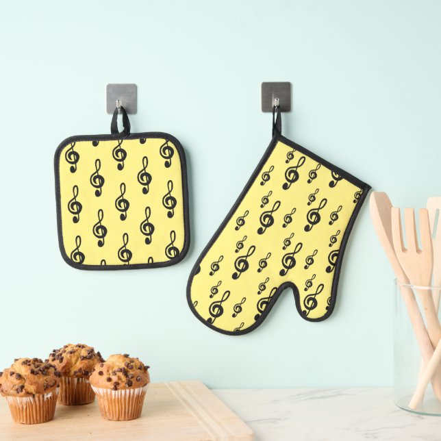 Musical Treble Clef Pattern Cute Yellow   Oven Mitt & Pot Holder Set (Insitu(Hanging))