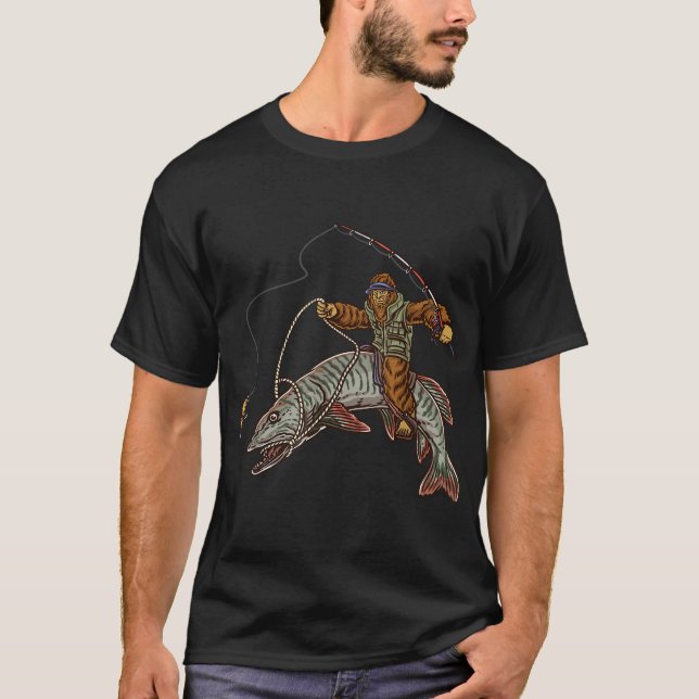 Muskie Fishing Tiger Musky Hunting T-Shirt (Front)