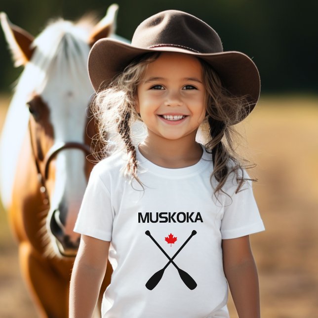 Muskoka Canada Crossed Paddle Oars Maple Leaf T-Shirt (Creator Uploaded)