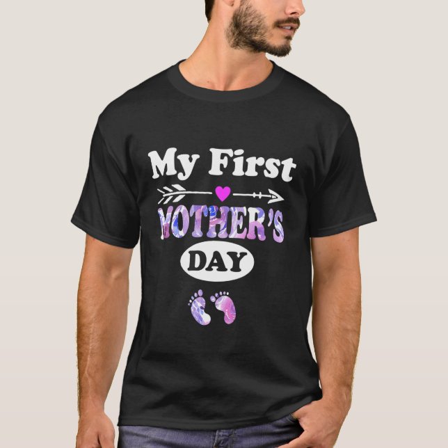 My First Mother's Day 2022  First Time Mom Pregnan T-Shirt (Front)